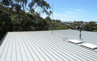 Comparing Flat and Sloping Roof Designs for Durability and Style in Queensland