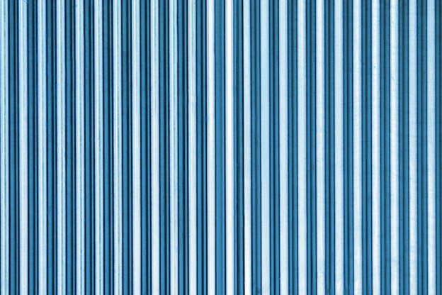 Horizontal colourbond wall cladding in QLD